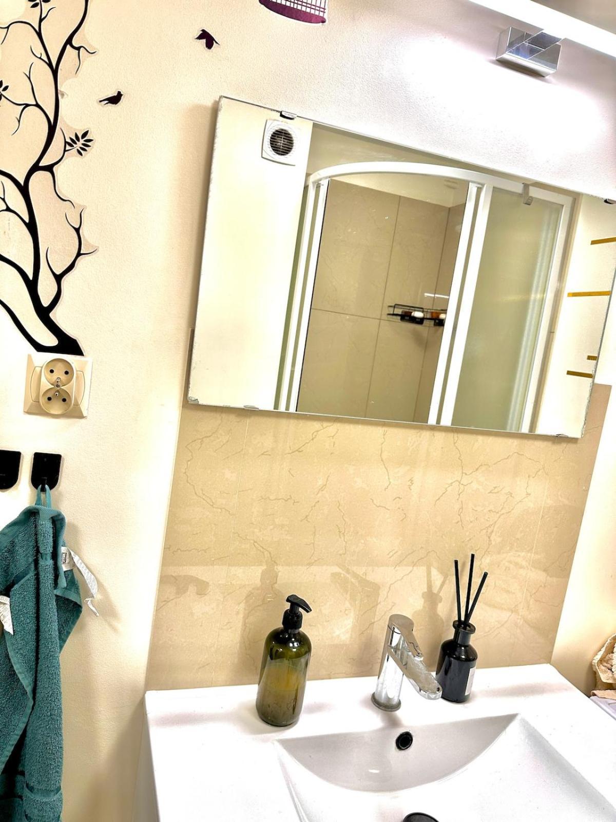 Lägenhet Varsovian Chic - Stylish 2br In Center With Balcony & Views Warszawa